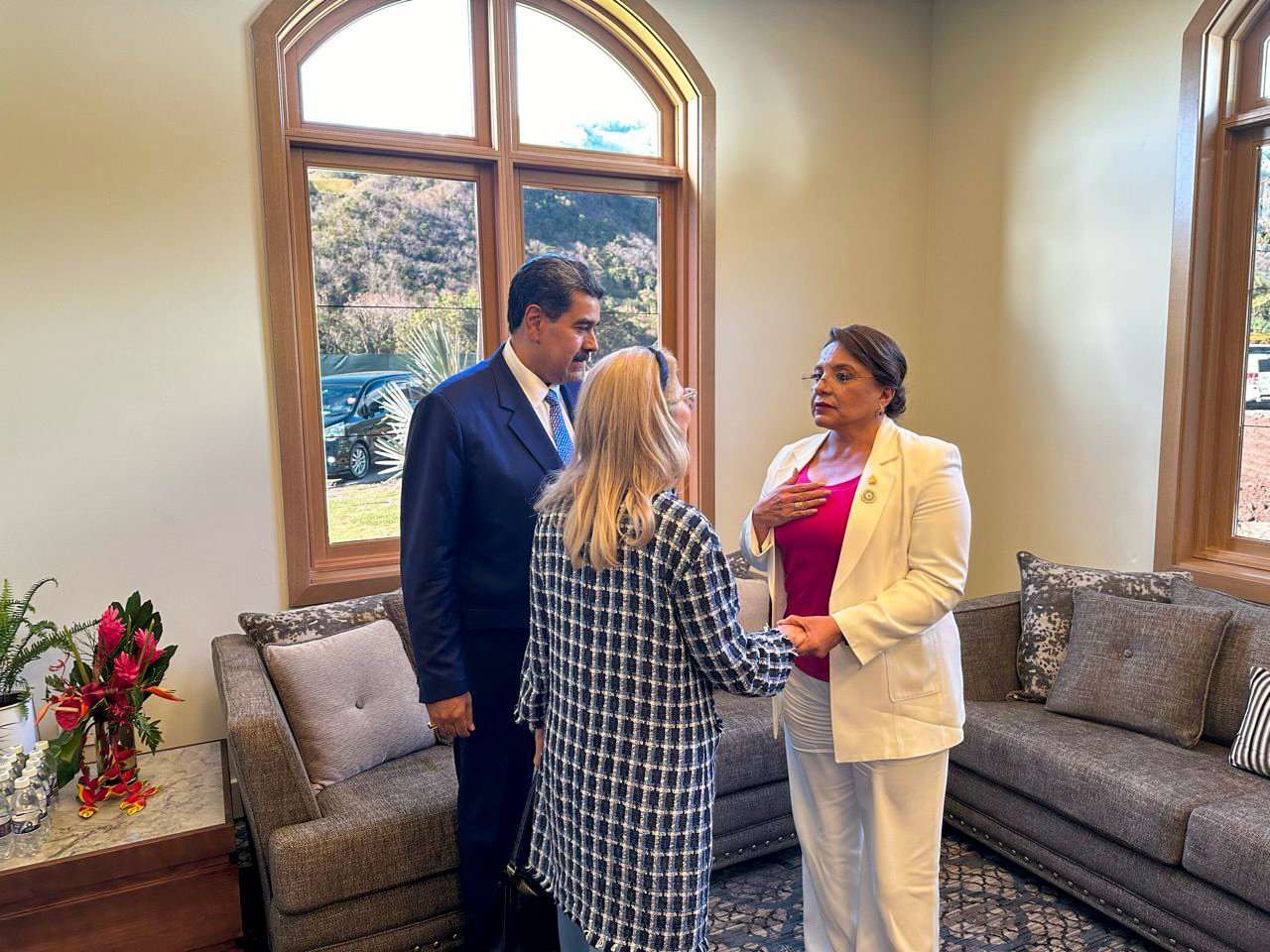 Xiomara Castro defiende a Nicolás Maduro durante disputas internacionales