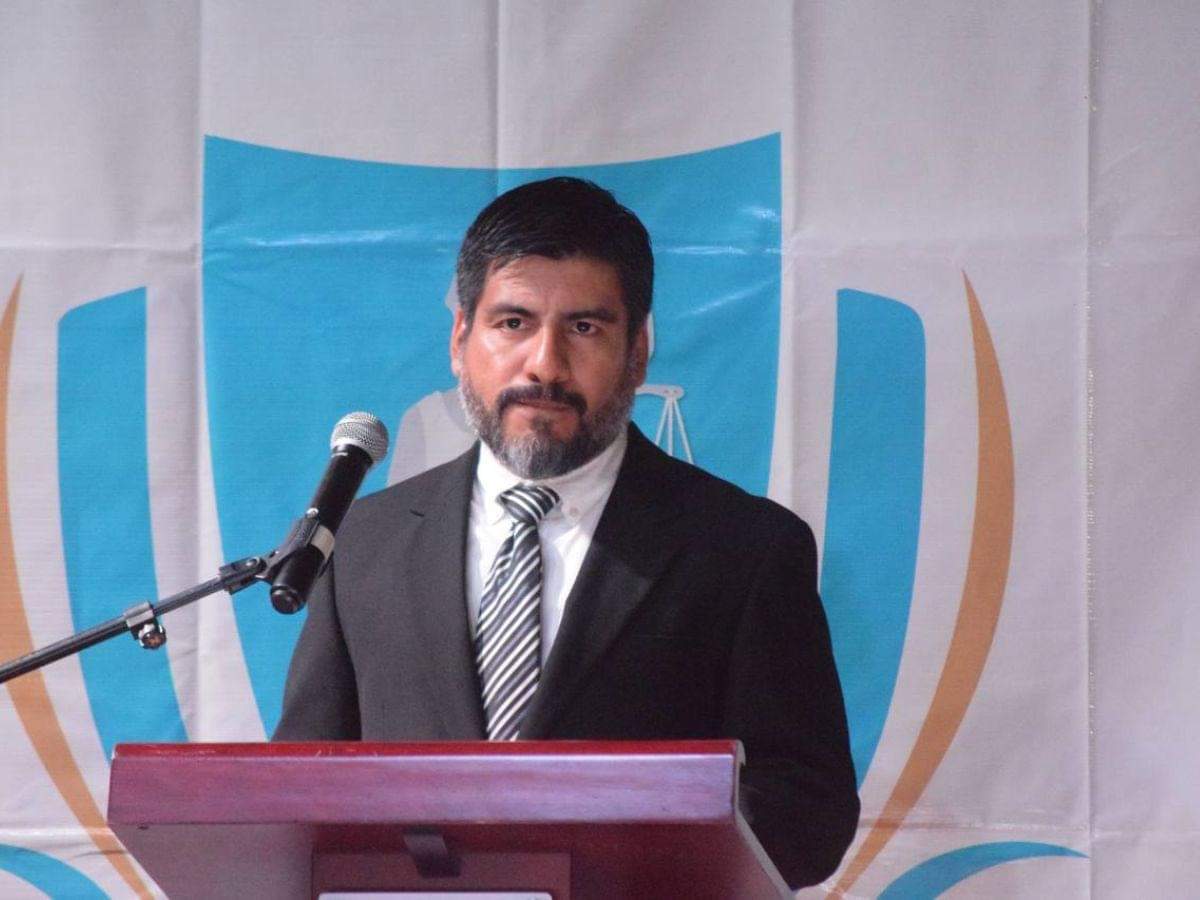 Señalan al fiscal general de Honduras por presuntos lazos con LIBRE