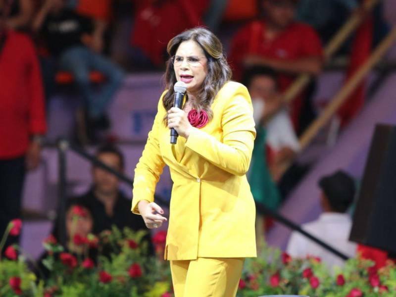 LIBRE pierde terreno: Rixi Moncada se rezaga al tercer lugar en encuestas