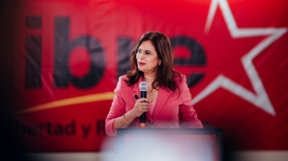 Rixi Moncada abre polémica sobre la Central de Riesgos y la economía de Honduras