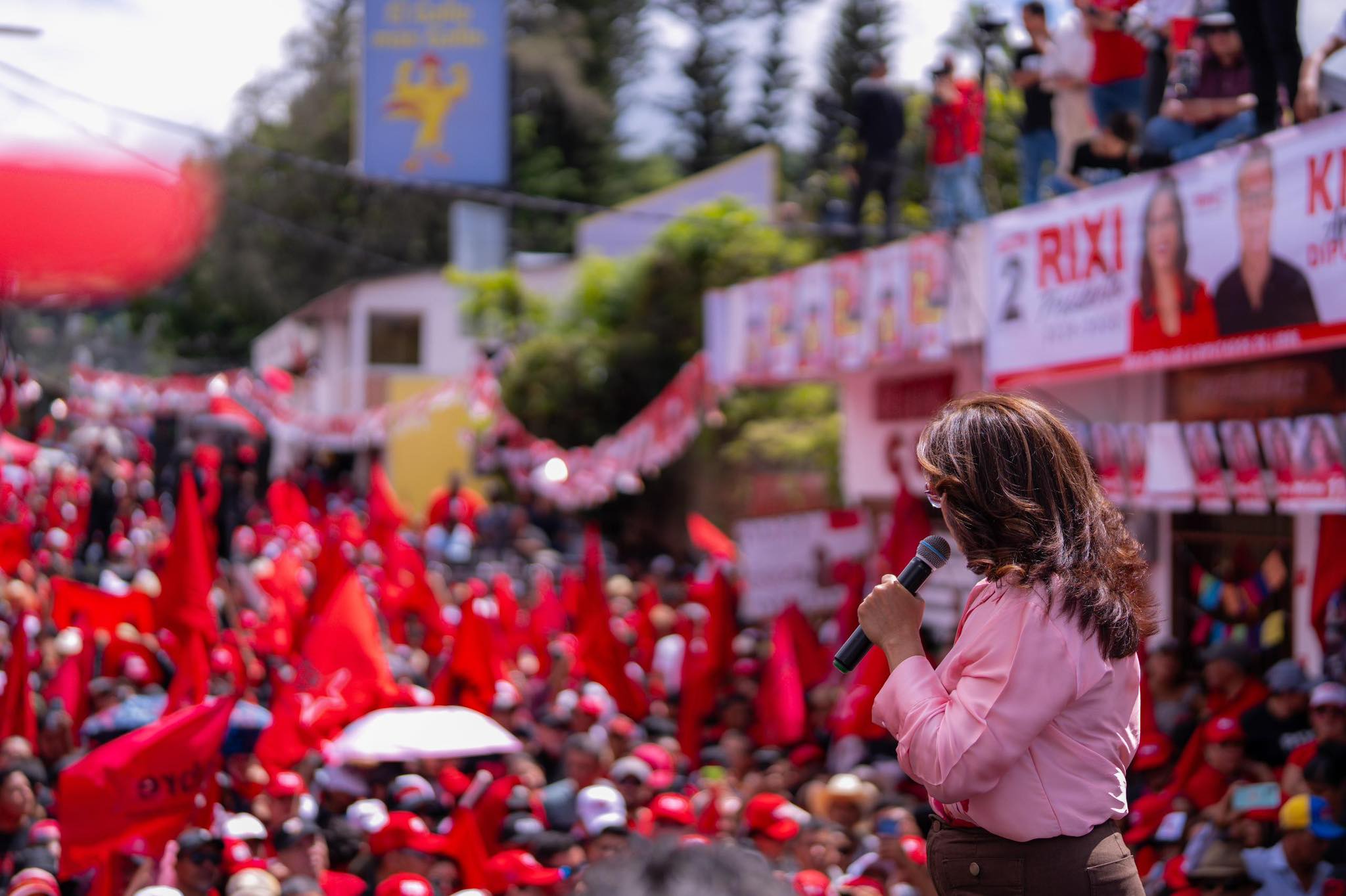 La caída de Rixi Moncada en encuestas: Factor económico clave